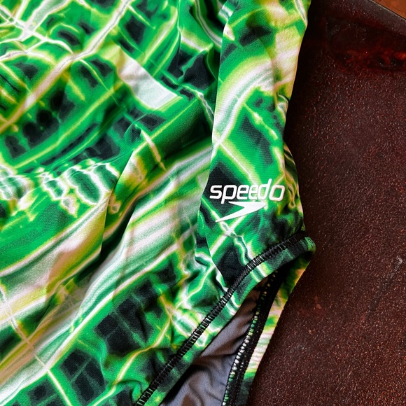 Speedo suit - Picture 4 of 4